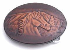 LEATHER BUCKLE HORSE